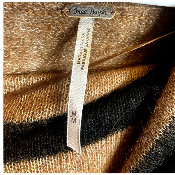 Striped Turtleneck - Picture 2 of 3